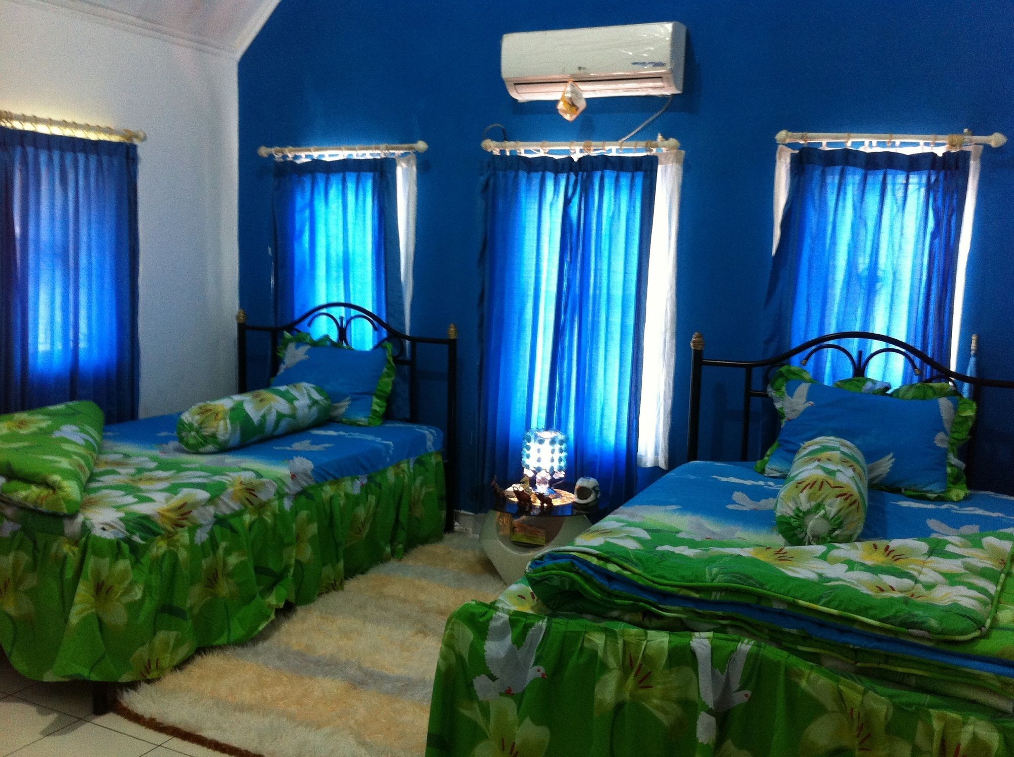 Villa Bukit Danau Lot 12 Cipanas  Dış mekan fotoğraf